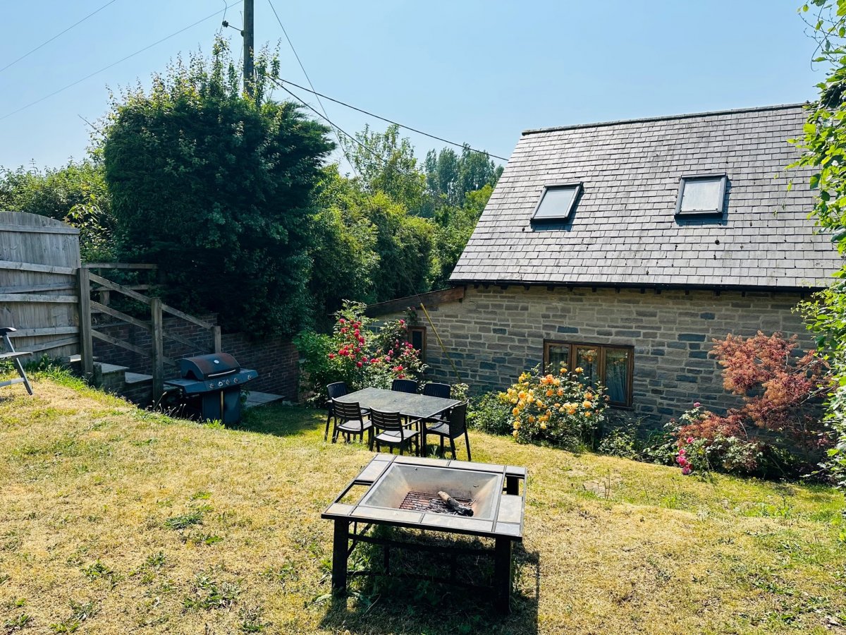Ashford Farm Cottages Family holiday houses, Hampshire